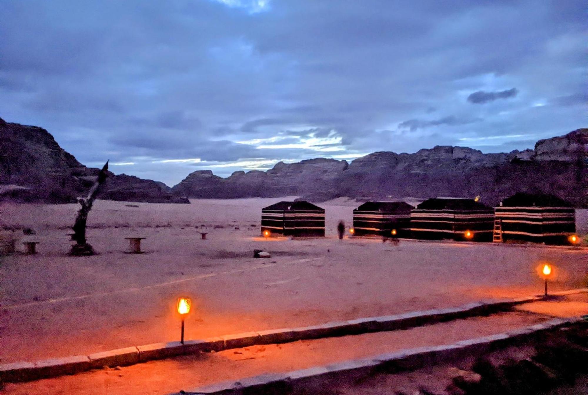 Wadi Rum Galaxy Camp Luaran gambar